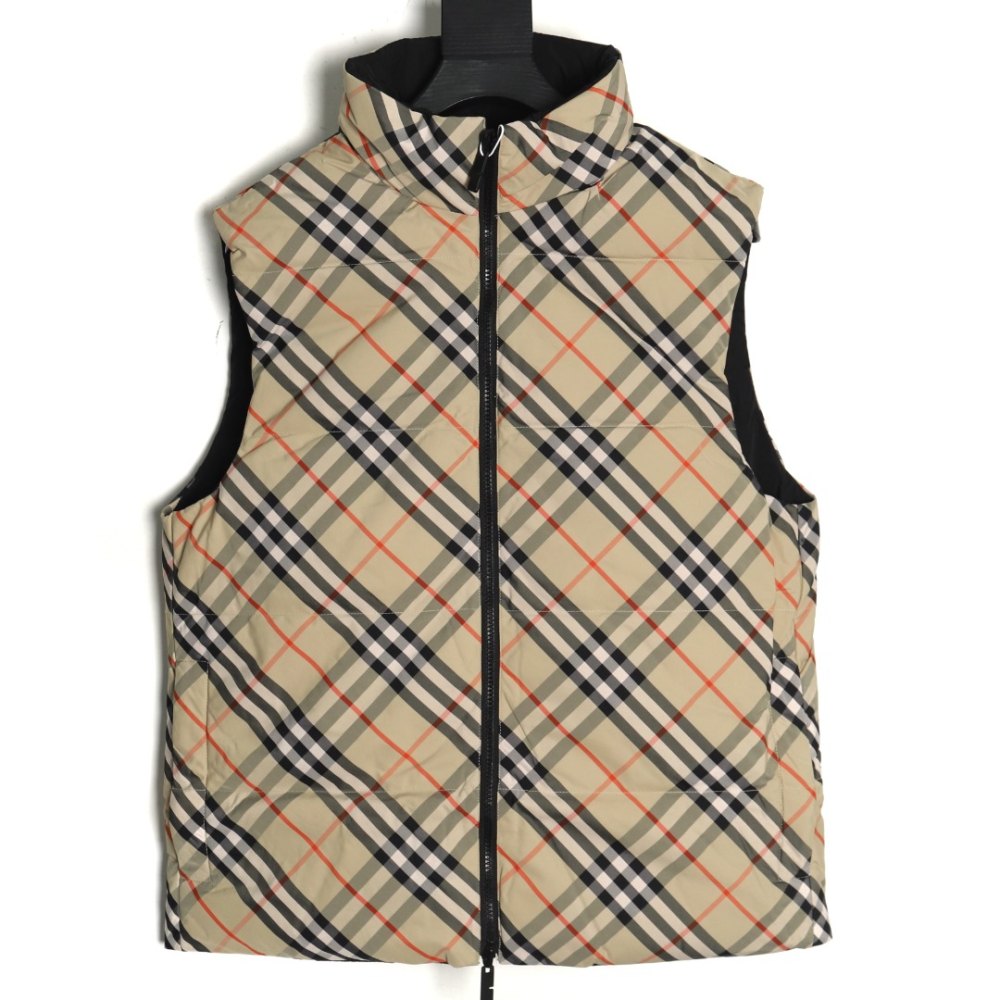 DD Bur*berry BBR 24 diamond checkered down vest on both sides