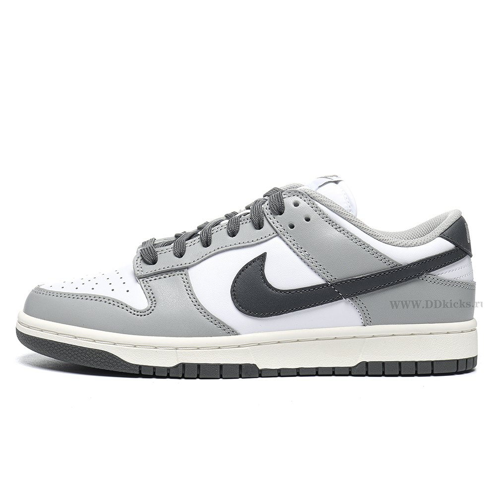 DD Nike Dunk Low Light Smoke Grey (Women's)